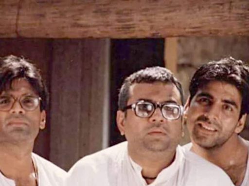 Suniel Shetty Recalls Hera Pheri's 'Disaster' Opening, Says 'Me, Paresh And Akshay Were Confident It Was...' - News18