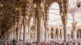 Saudi Arabia: 3,700 multilingual sermons are delivered in Medina’s Prophet’s Mosque annually