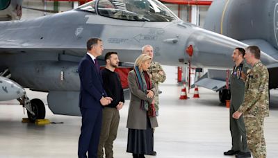 Países Bajos y Bélgica prometieron sistemas de defensa y aviones para la resistencia de Ucrania ante la invasión rusa
