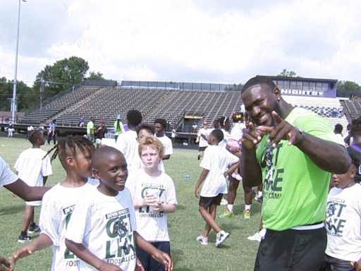 Devin White hosts camp, donates 20K to North Webster football