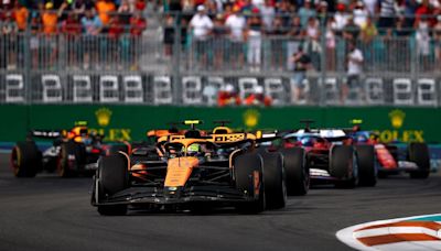 Ferrari, McLaren, Mercedes, ¿qué hacen para atrapar a Red Bull?