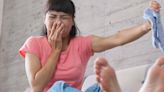 Stinkende Füße? Das hilft gegen Fußgeruch