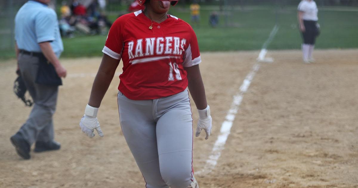 High school softball roundup: La Crosse Logan scores late to top Aquinas; Central nearly beats Tomah