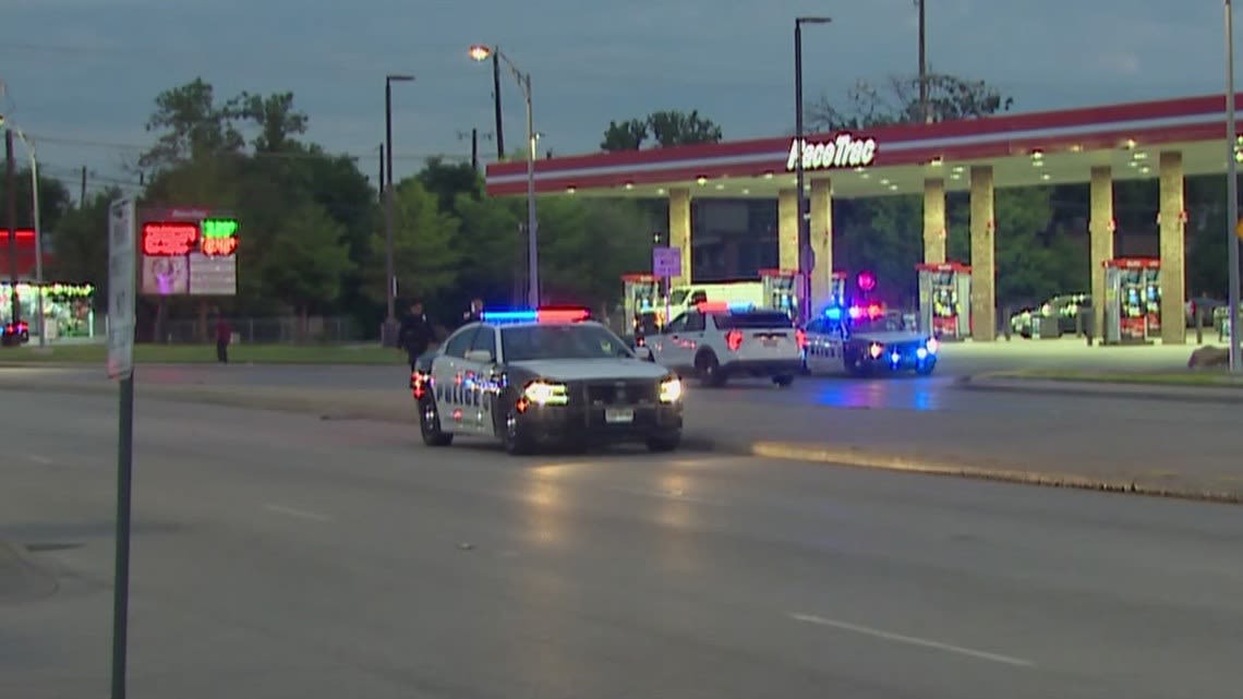 Pedestrian killed in hit-and-run in Northwest Dallas, officials say