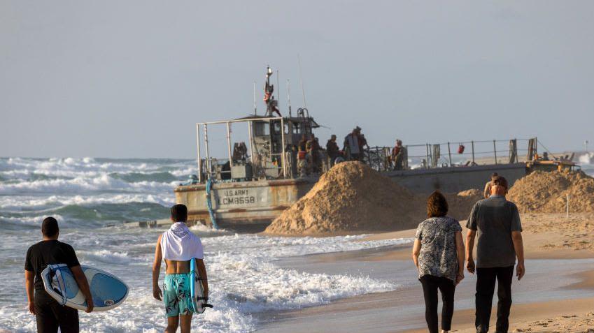 US Gaza pier knocked out of action by heavy seas