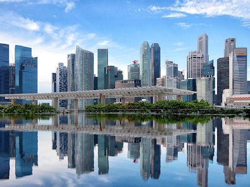 Singapore Keeps Its Title as the World’s Most Expensive City for Luxury Living: Report