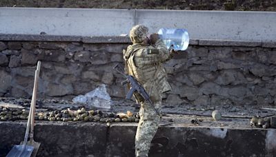 Russian troops drinking from "stagnant puddles" amid water shortage: UK