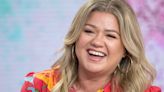 'The Voice' Fans Are Attacking Kelly Clarkson’s Bold Instagram Look With Fire Emojis