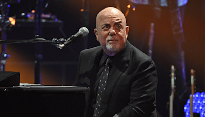 Billy Joel’s 2 Young Daughters Hit the Stage During His Last MSG Residency Show