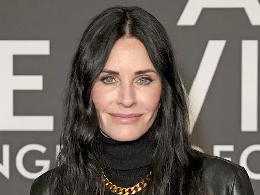 Courteney Cox de ‘Friends’ celebra 60 años con una carrera exitosa en televisión y cine