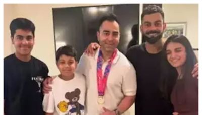 Anushka Sharma Overjoyed As Virat Kohli Reunites With Family After Bringing Home T20 WC Trophy