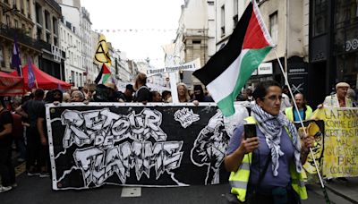 Miles de manifestantes de izquierda en Francia contra el nombramiento de Barnier