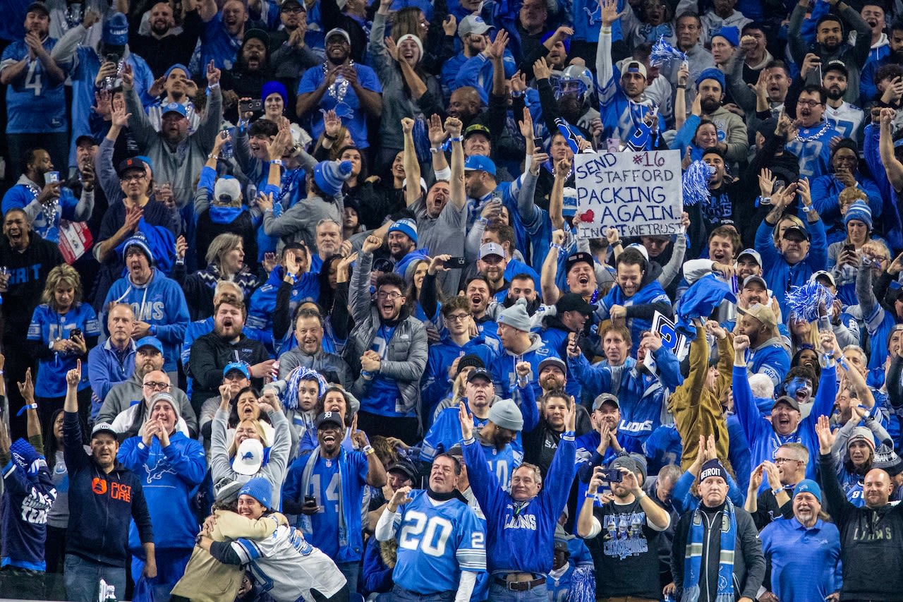 Live updates: Detroit Lions open season against Rams in wild-card rematch