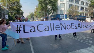 Todo sobre el bloqueo hoy en Bucareli por migrantes en la calle