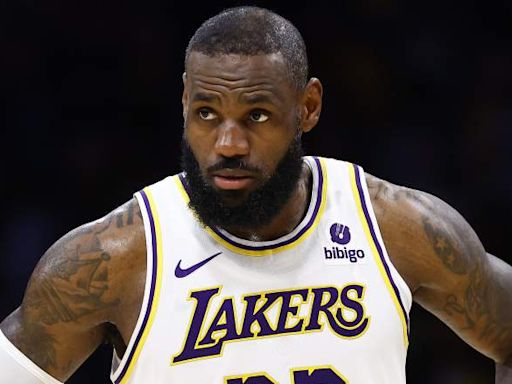 LeBron James Issues 5-Word Message on Future With Lakers