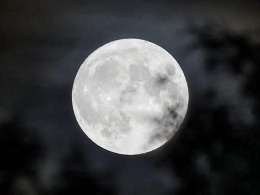 Cómo es el calendario lunar de mayo 2024 y qué día habrá Luna llena