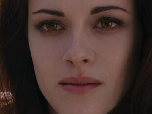 Kristen Stewart Is Making Another Vampire Movie, And As A Twilight Stan I'm So In