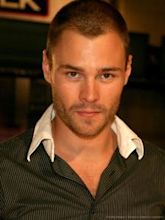 Patrick Flueger