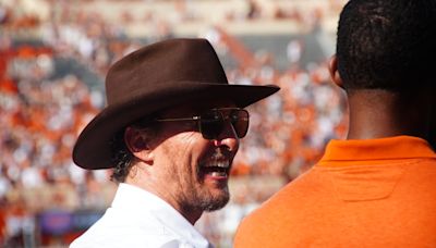 Matthew McConaughey, Charles Woodson go face-to-face before Texas football vs Michigan