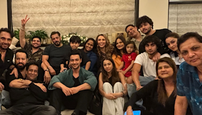 Salman Khan And Family Come Together To Make Iulia Vantur's Birthday Special, See Pics