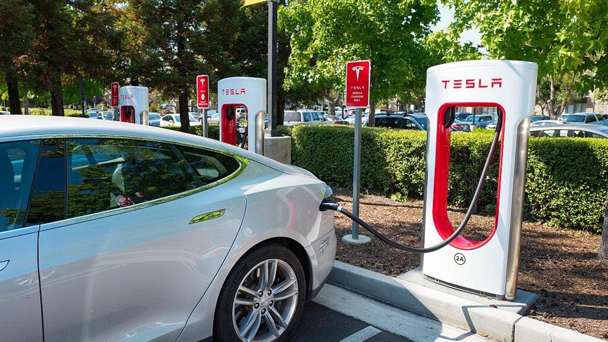 Battery Dead? Here's How to Get Out of a Locked Tesla