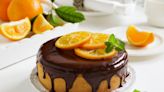 Panqué de naranja con cobertura de chocolate. El postre más fácil para tu cena de Navidad o fin de año