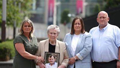 Seán Brown: Taoiseach offers support to family of murdered GAA official seeking public inquiry into his killing