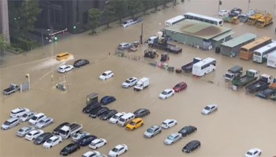 鼓山美術館豪宅區淹大水 整片"土黃泥流"損失慘