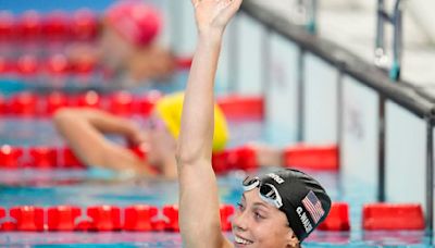 UVa's Gretchen Walsh breaks Olympic record in 100 butterfly on opening night of Games