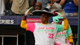 Machado leads 11-HR Mexico City slugfest, Padres top Giants