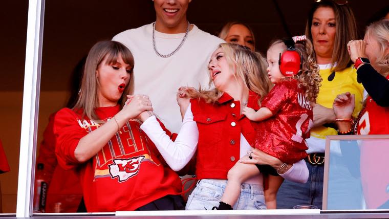 Are Taylor Swift and Britany Mahomes friends? Explaining relationship between pop star and Patrick Mahomes' wife | Sporting News