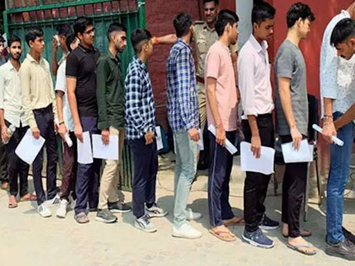 Assam: Recruitment exam for Grade III posts amidst internet suspension underway