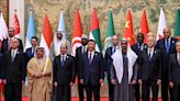 Xi says China wants to work with Arab states to resolve hot spot issues