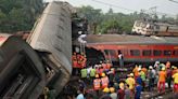 Tragedia en India: qué se sabe del choque de trenes en uno de los mayores sistemas ferroviarios del mundo