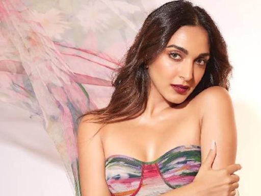 Kiara Advani Celebrates Her 10 Years In Indian Film Industry With Tiramisu Cake