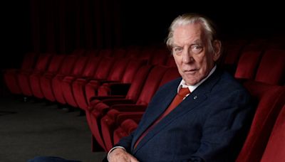 What was Donald Sutherland’s net worth?