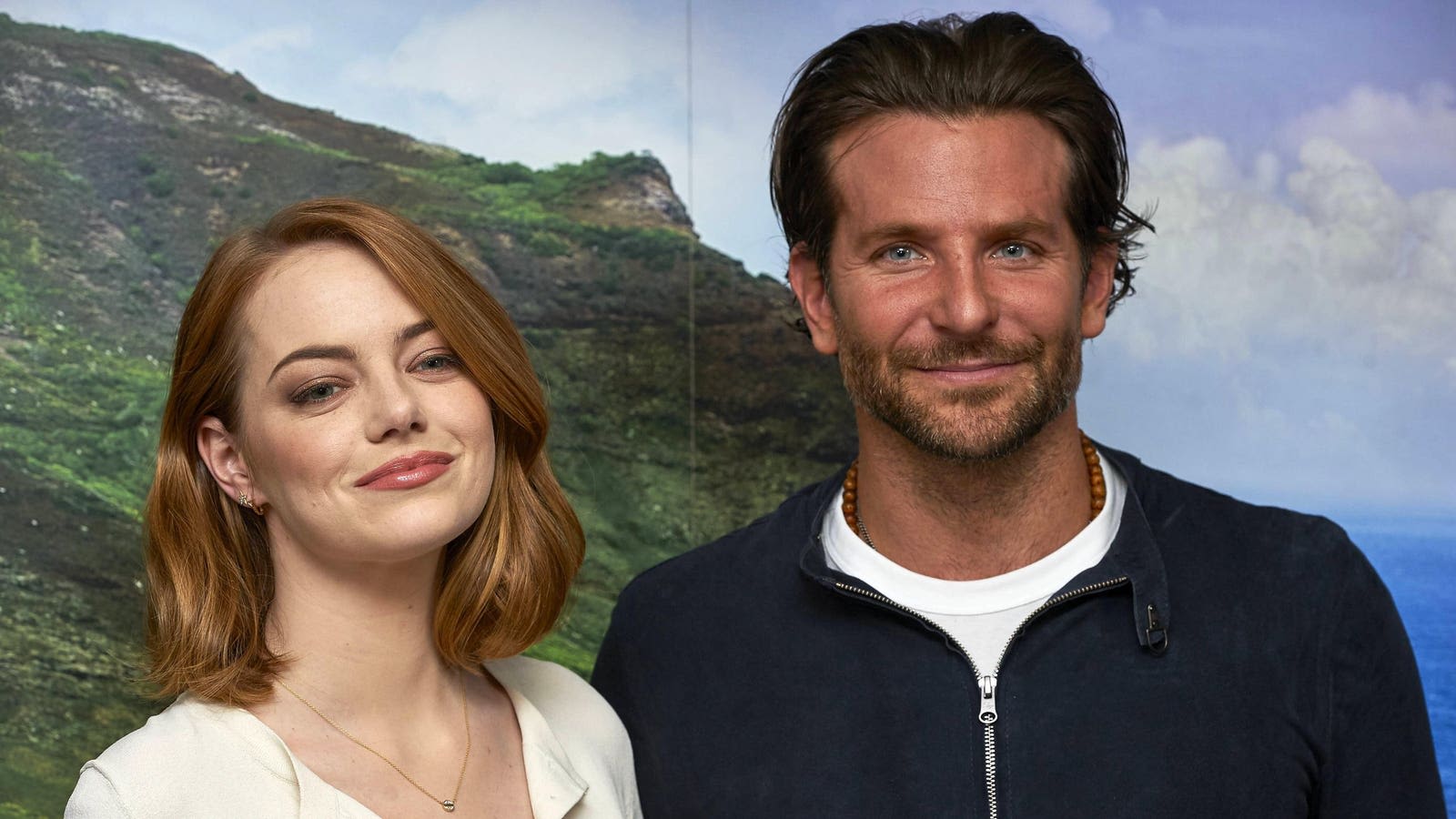 2015 Bradley Cooper And Emma Stone Dud Debuts In Netflix Global Top 10