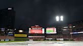 Deadspin | Braves-Cardinals postponed; doubleheader set for Wednesday