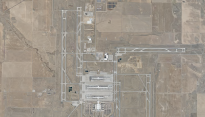 Denver International Airport’s pinwheel runway shape explained