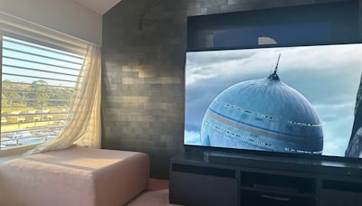 I tried Samsung’s best OLED TV with its flagship Dolby Atmos soundbar, and the audio combo is out of this world