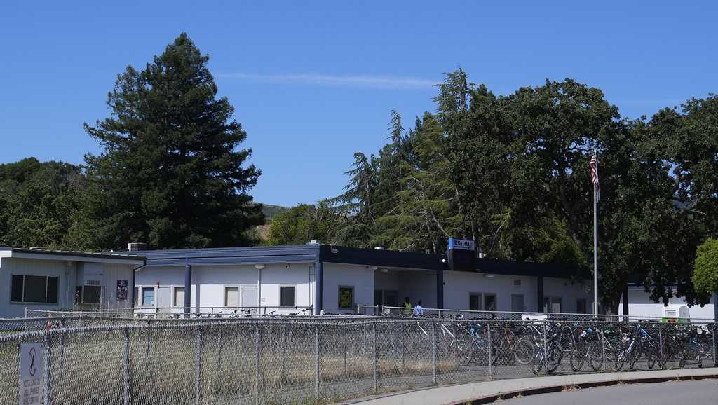 8 Northern California middle school students arrested for assault on 2 peers