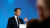 Macron promete consagrar derecho al aborto en la Constitución de Francia para 2024