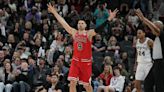 Nikola Vucevic breaks down clutch shot in Bulls win over Spurs