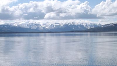 Defying Climate Change: Yellowstone’s Lake Ice Isn’t Melting Like Others