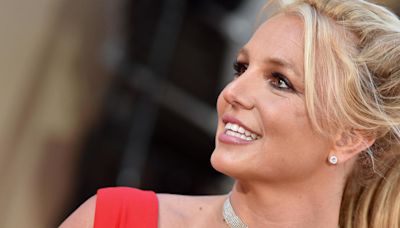 Britney Spears settles dispute with father, Jamie Spears, over legal fees