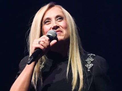 "Sa voix ne s'absentera jamais" : Lara Fabian toujours marquée par la perte de sa grande amie