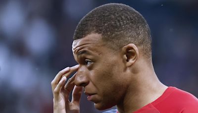 Nuevo duro ataque a Mbappé: "Que baje de la nube y tenga cierta humildad"