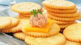 Estas son las galletas saladas más saludables que se venden en México, según Profeco