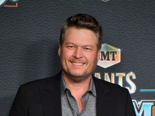 Fans Say Blake Shelton's Birthday Trip Photo is the "Best Post Ever"