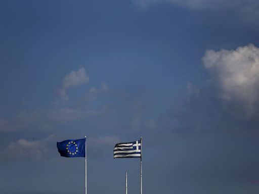 Greece cuts 2024 economic growth forecast again amid EU stagnation